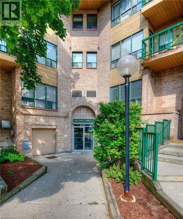 Kitchener — Kitchener - Photo 4 of 25