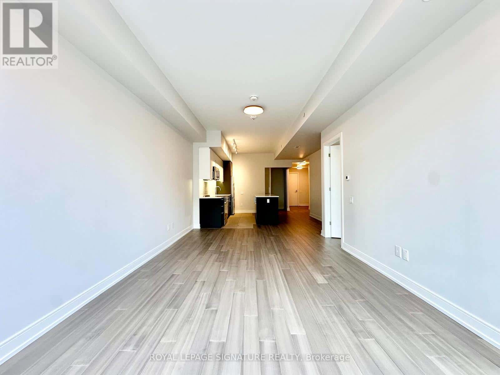 Toronto (University) — Toronto (University) - Photo 4 of 32