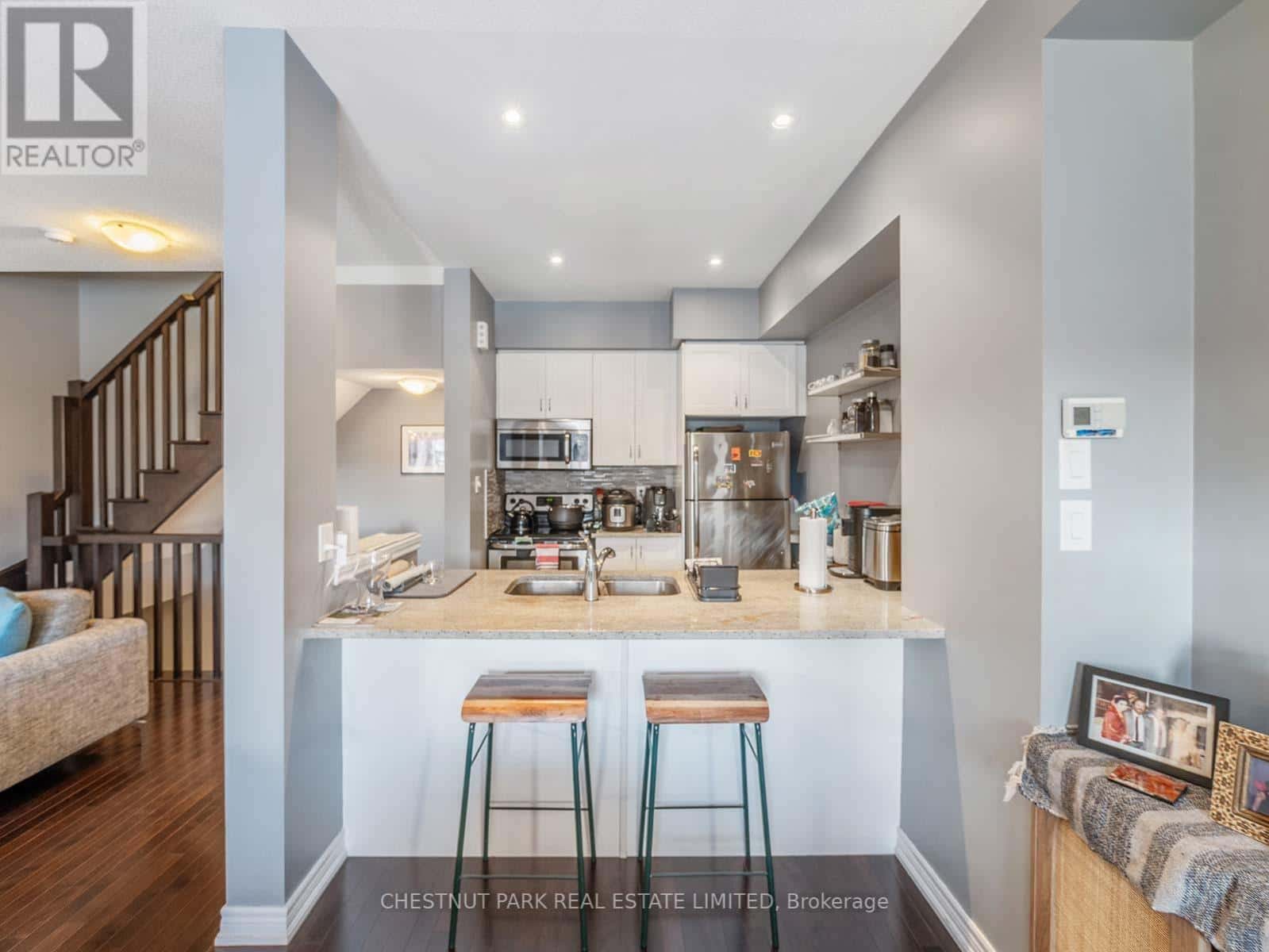 Burlington (Freeman) — Burlington (Freeman) - Photo 4 of 19