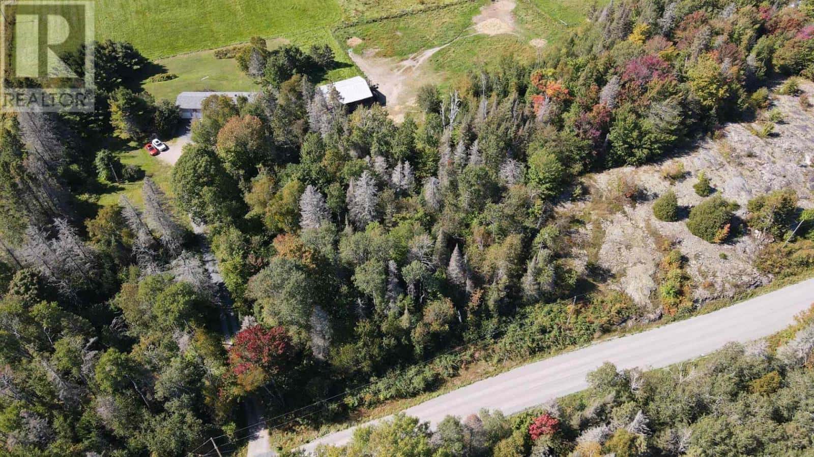 1 Hopper RD — Thessalon, Ontario - Photo 3 of 50