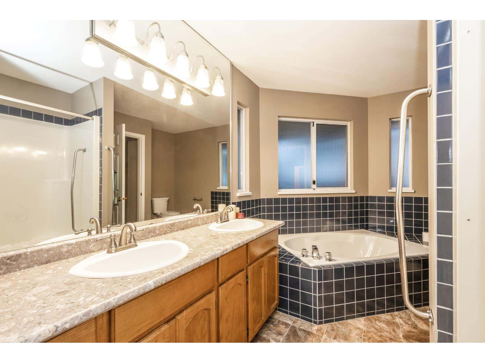 Langley — Langley - Photo 3 of 30