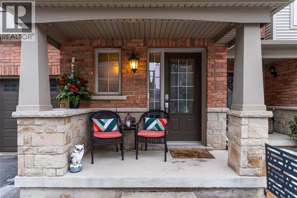 515 WINSTON Road Unit# 42 — Grimsby, Ontario - Photo 3 of 48