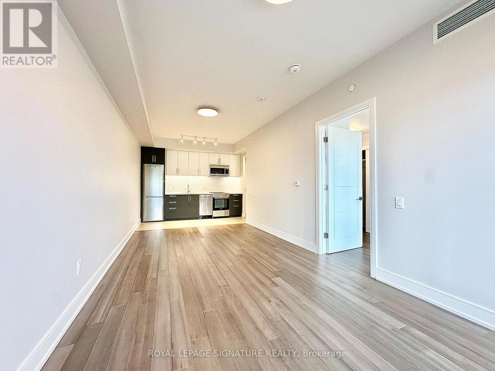 411 - 2525 BATHURST STREET — Toronto (Forest Hill North) - Main photo