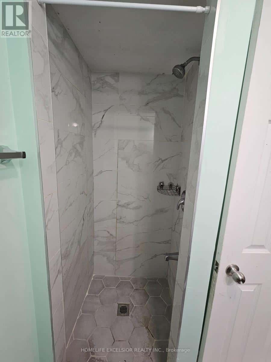 Toronto (Woburn) — Toronto (Woburn) - Photo 3 of 13