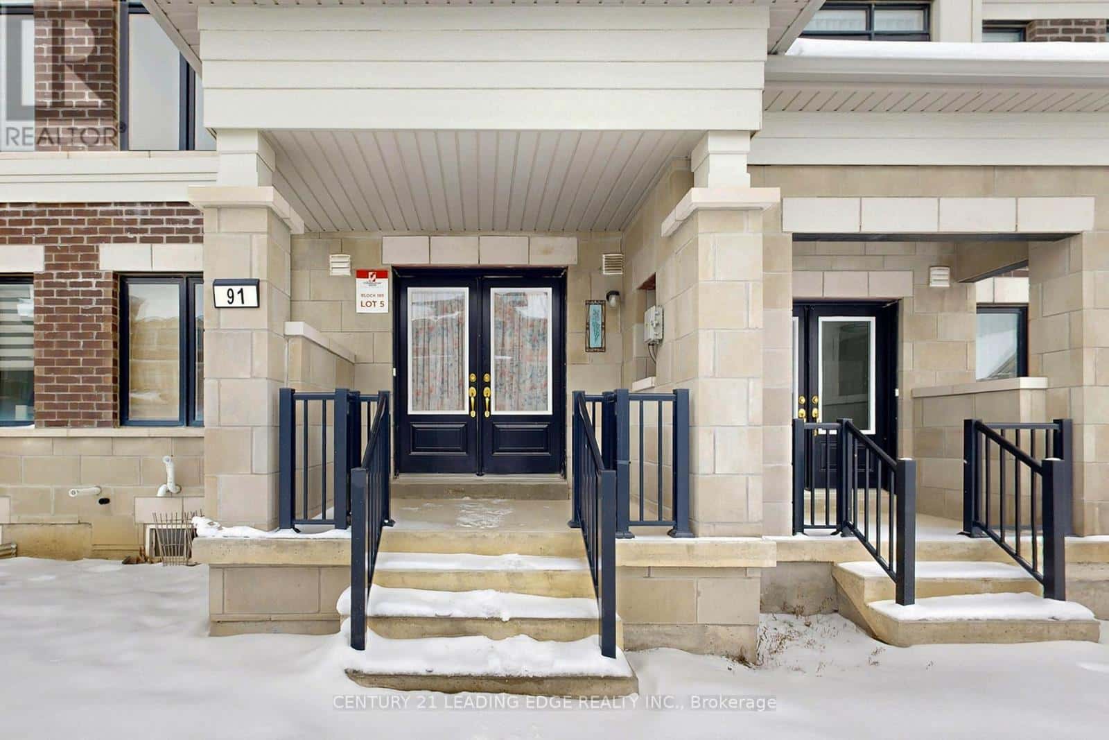 Richmond Hill — Richmond Hill - Photo 2 of 28