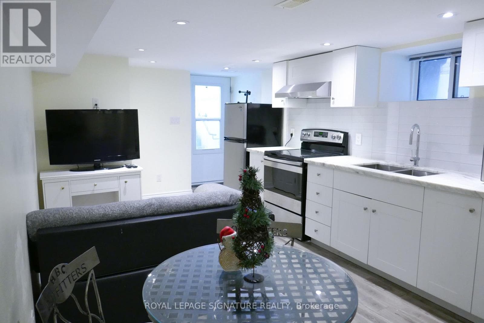 Toronto (Corso Italia-Davenport) — Toronto (Corso Italia-Davenport) - Main photo