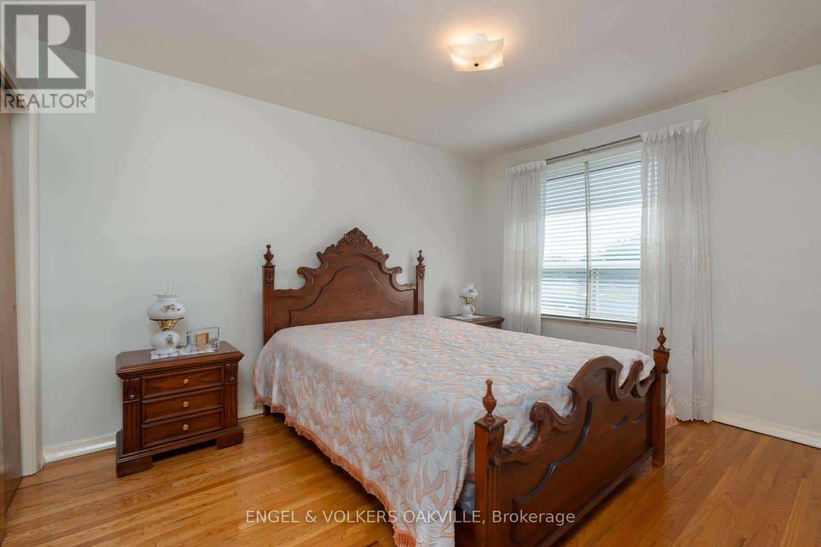 Brampton (Brampton North) — Brampton (Brampton North) - Photo 3 of 31