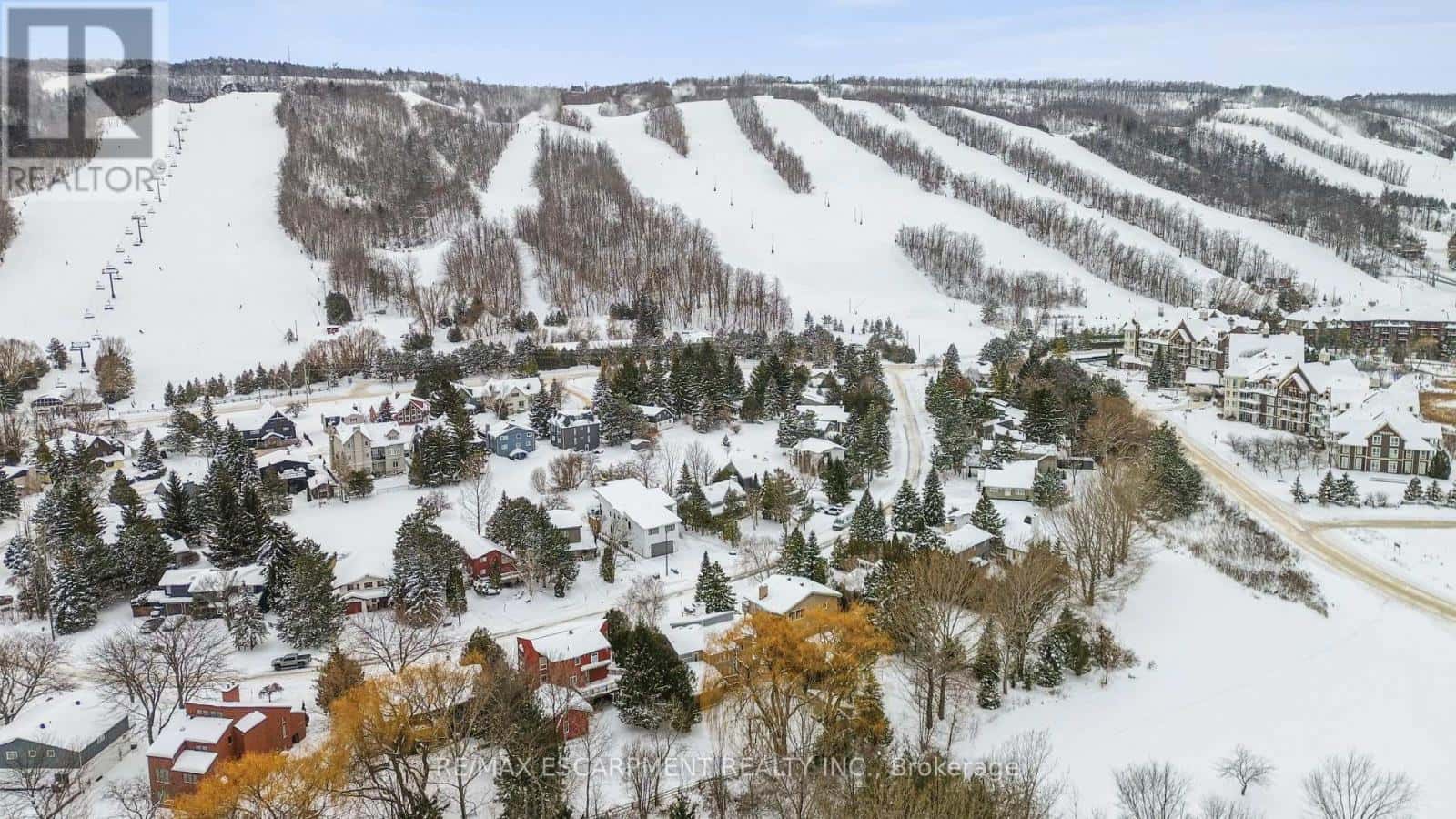 144 CARMICHAEL CRESCENT — Blue Mountains, Ontario - Photo 5 of 50