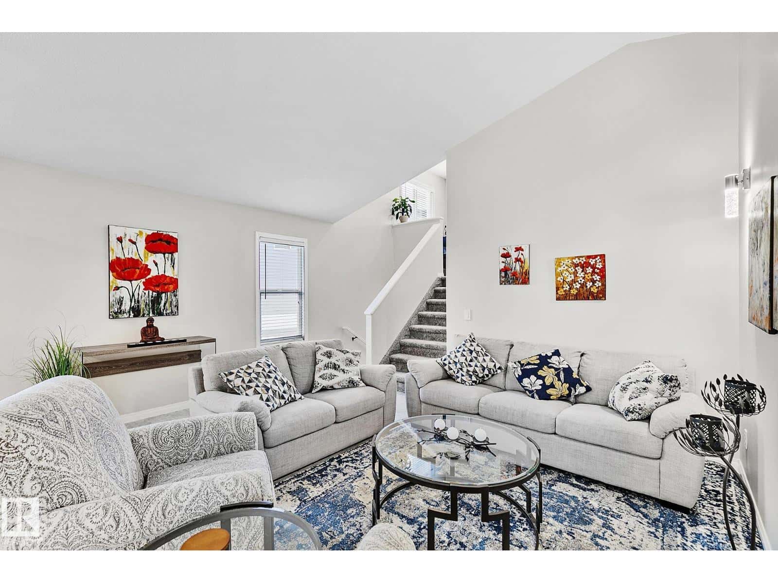 Edmonton — Edmonton - Photo 3 of 75