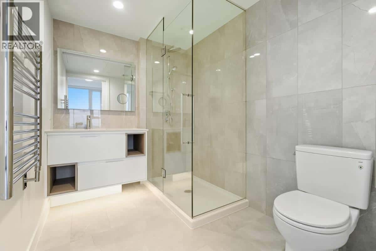 Burnaby — Burnaby - Photo 4 of 17