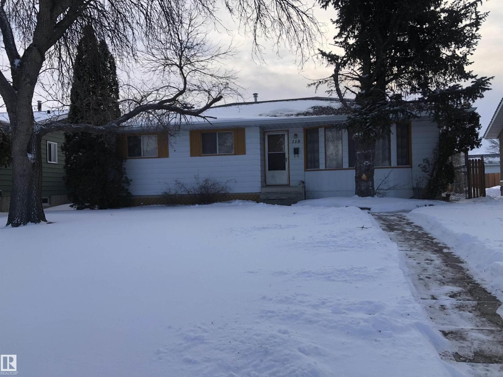 118 CORINTHIA DR — Leduc, Alberta - Main photo