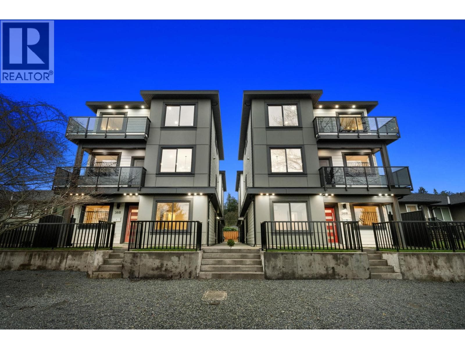 1 3881 HURST STREET — Burnaby, British Columbia - Main photo
