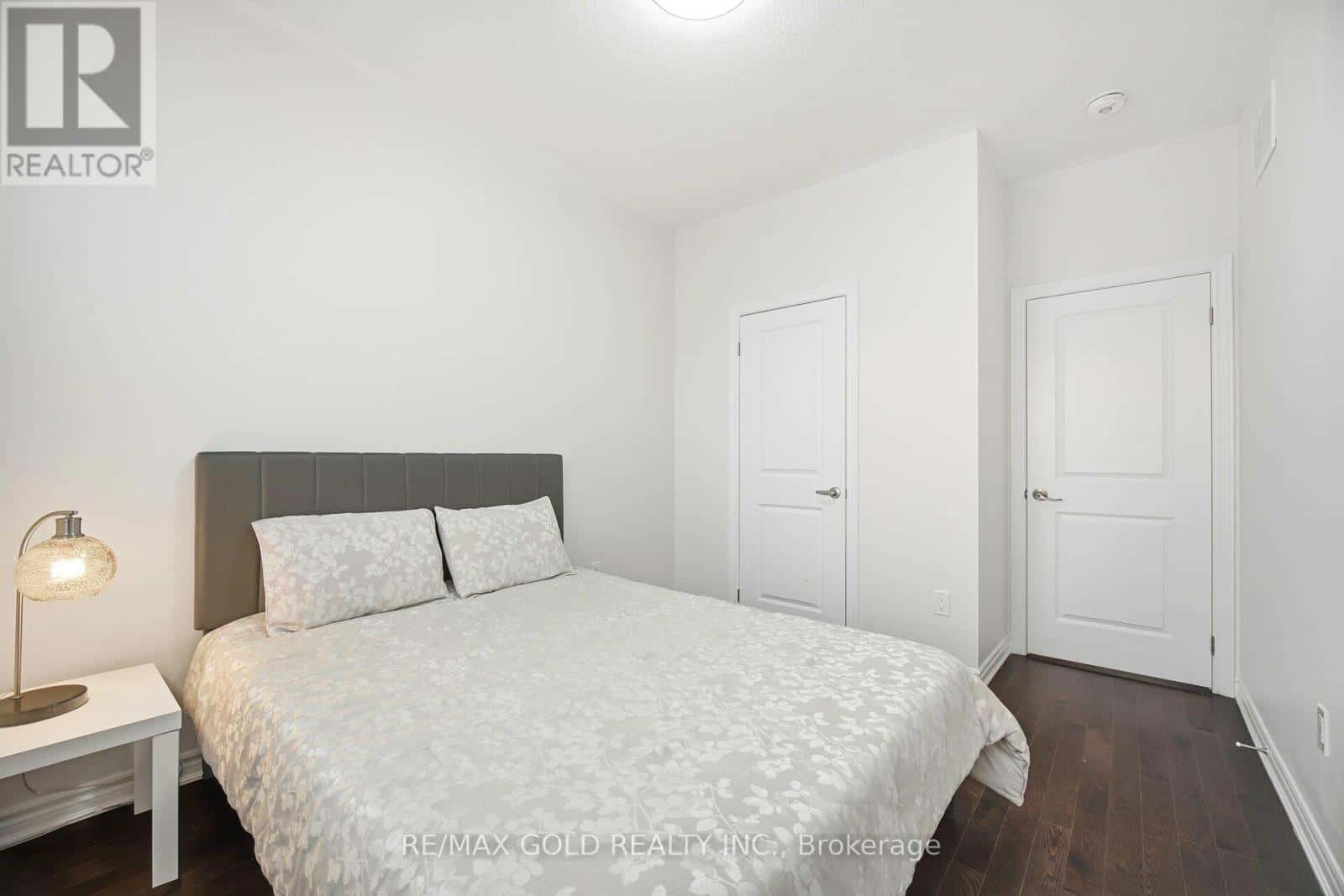 Caledon — Caledon - Photo 2 of 48