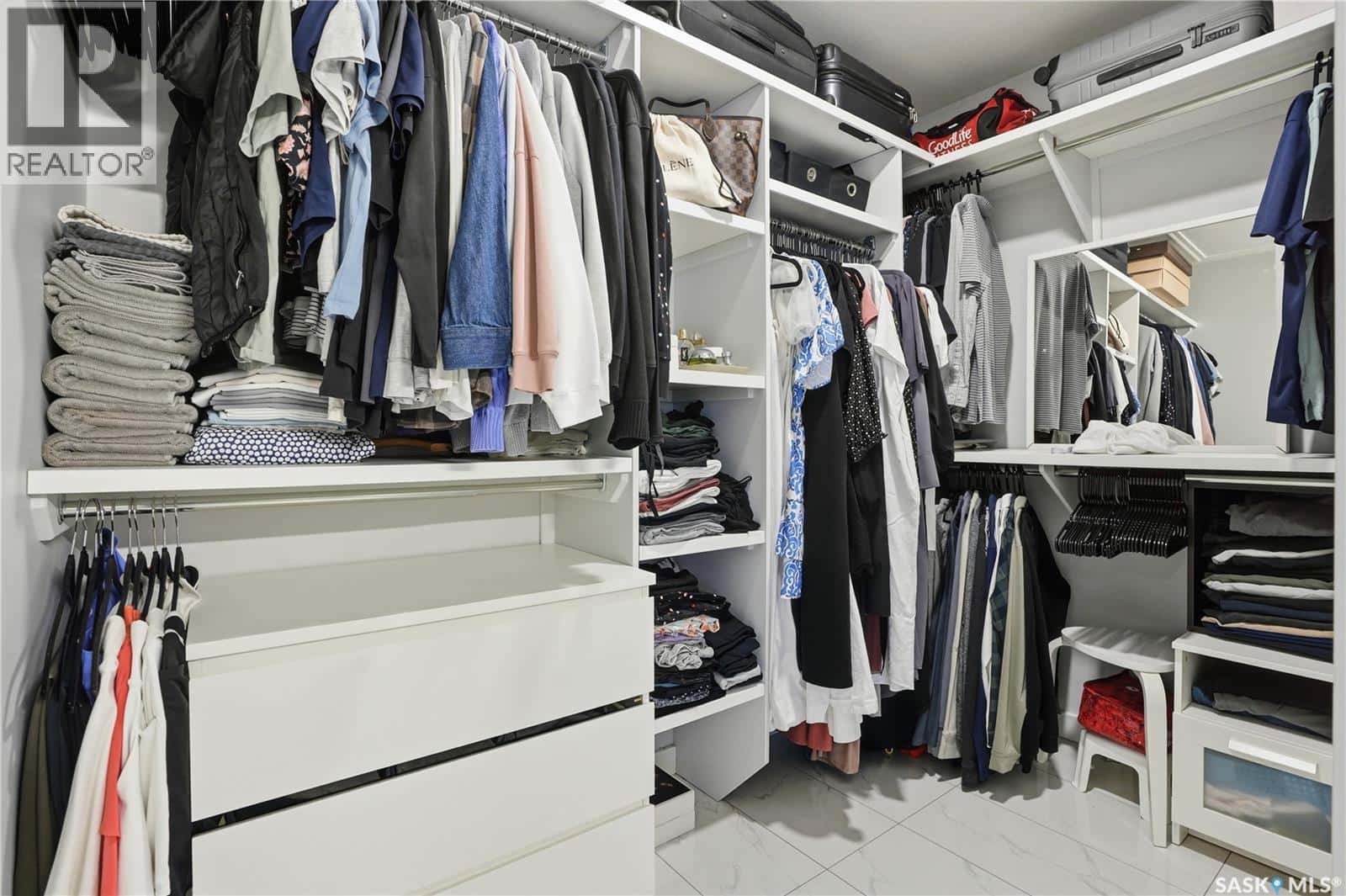 Saskatoon — Saskatoon - Photo 3 of 50