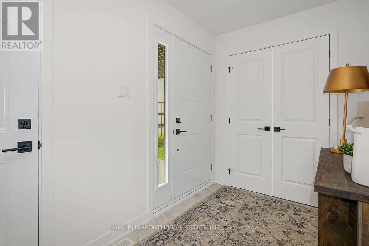 217 PEACOCK DRIVE — Russell, Ontario - Photo 2 of 28