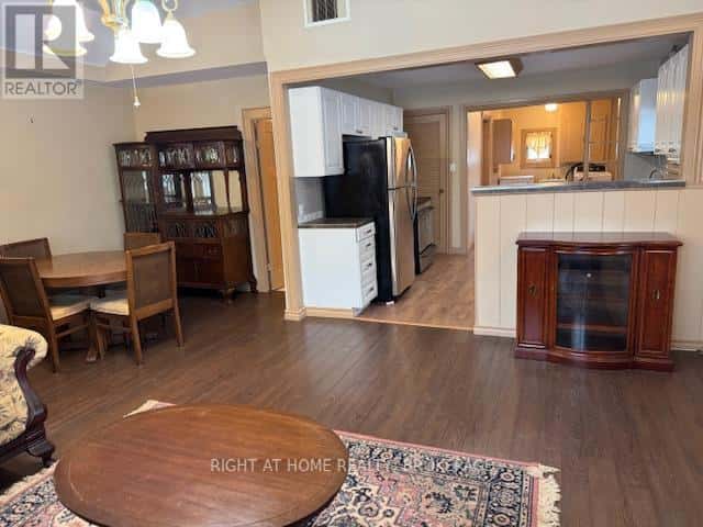 Fort Erie (Crystal Beach) — Fort Erie (Crystal Beach) - Photo 3 of 47