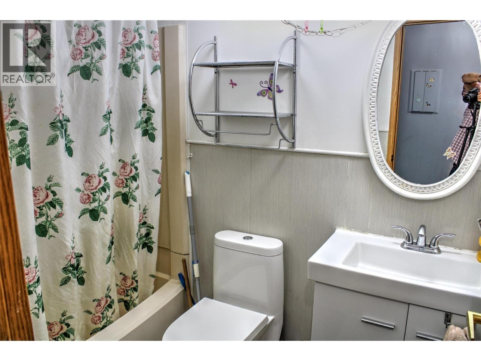 Vernon — Vernon - Main photo