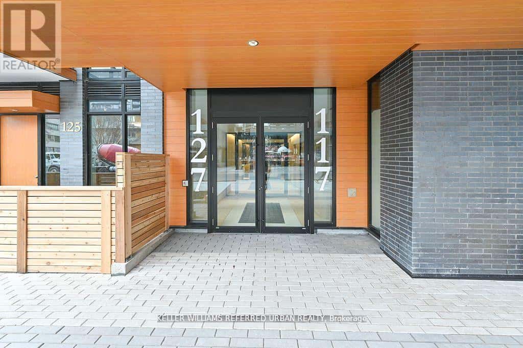 Toronto (Mount Pleasant West) — Toronto (Mount Pleasant West) - Photo 4 of 16