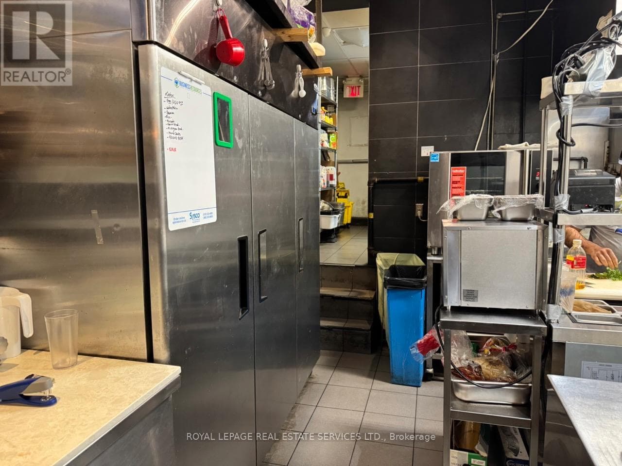 Toronto (The Beaches) — Toronto (The Beaches) - Main photo