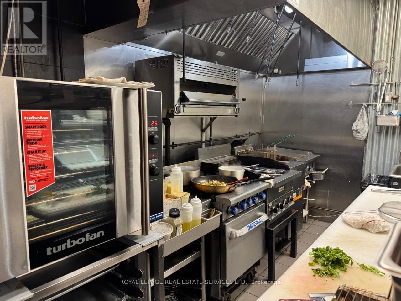 Toronto (The Beaches) — Toronto (The Beaches) - Main photo