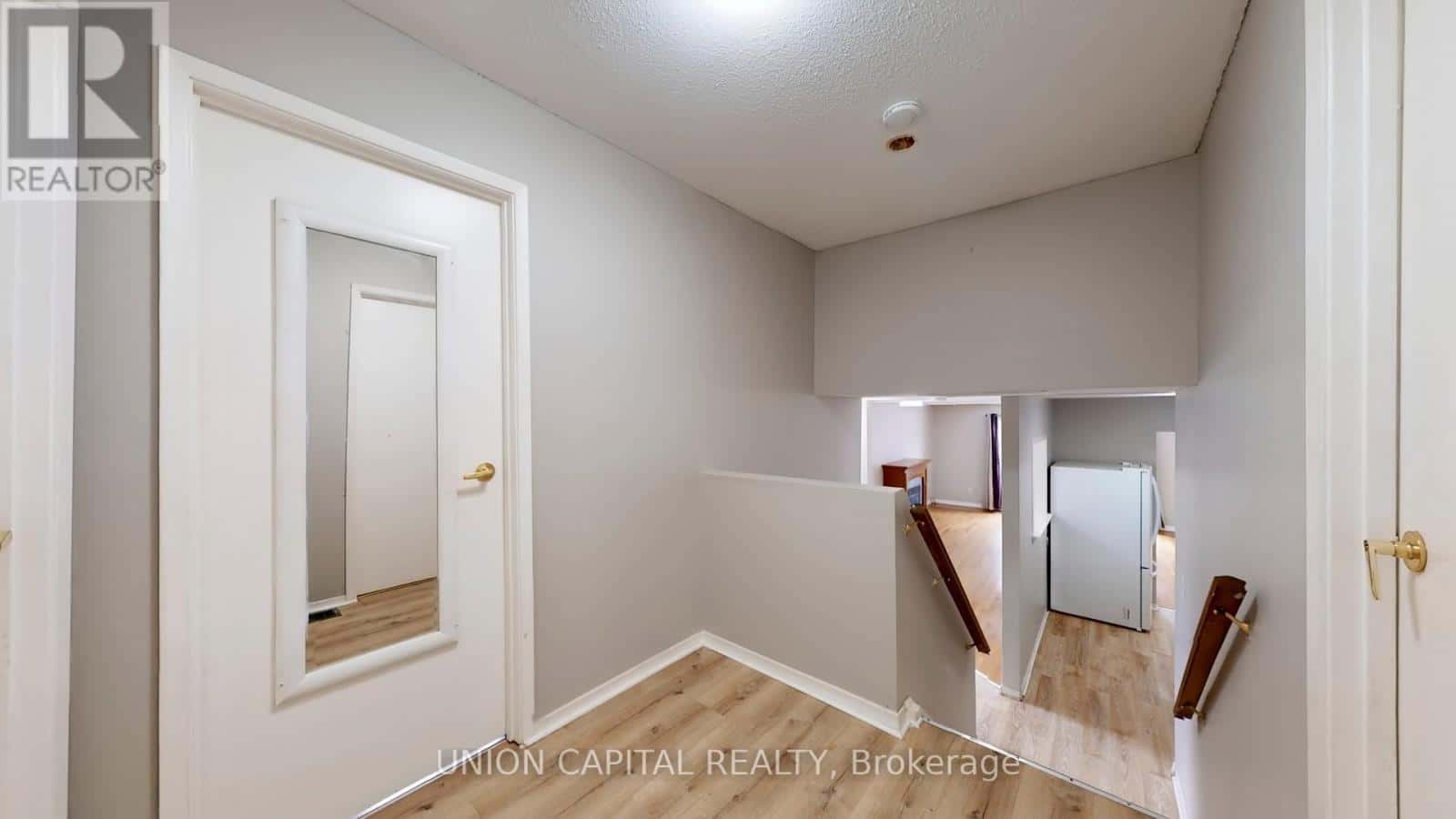 376 CALVERT COURT — Oshawa (Lakeview) - Photo 3 of 16