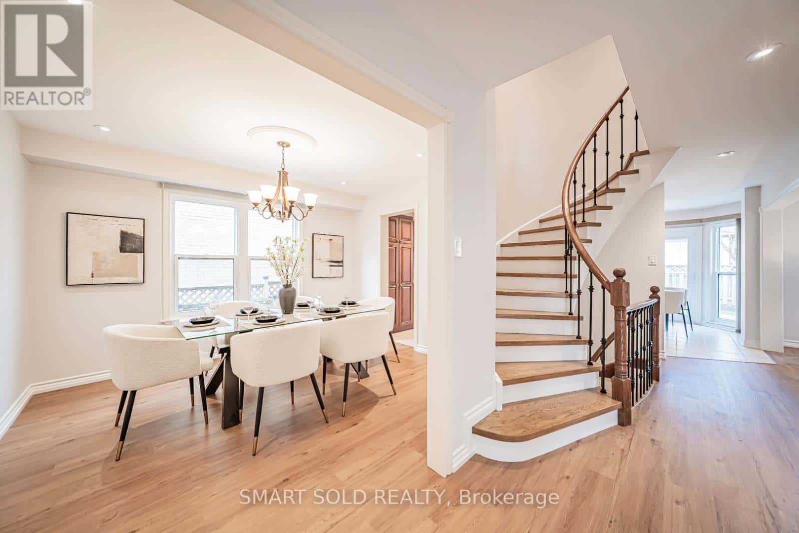 36 STANFORD ROAD — Markham (Unionville) - Photo 2 of 47