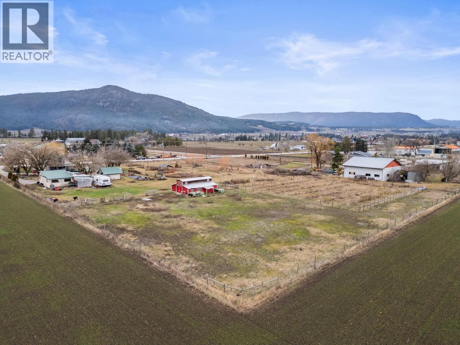 Spallumcheen — Spallumcheen - Main photo