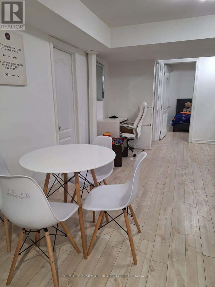 Property - Photo 4 of 9