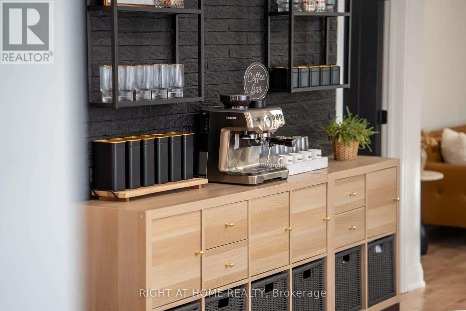 Fort Erie (Crescent Park) — Fort Erie (Crescent Park) - Photo 2 of 26