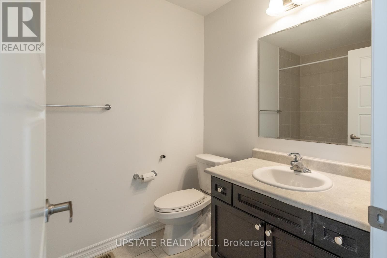 Kitchener — Kitchener - Main photo