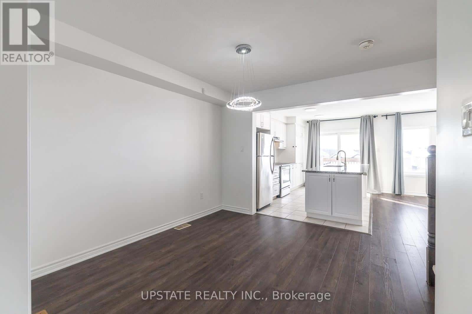 Kitchener — Kitchener - Photo 3 of 35