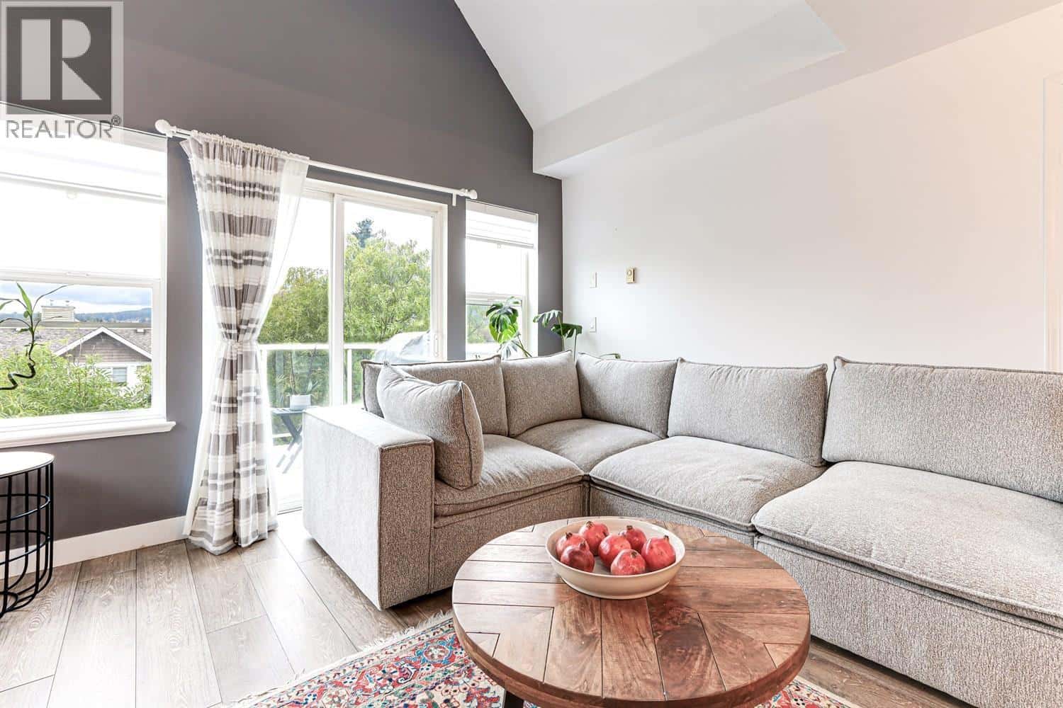 Port Coquitlam — Port Coquitlam - Photo 5 of 40