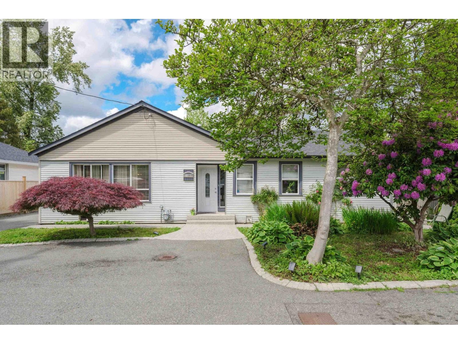 Maple Ridge — Maple Ridge - Main photo