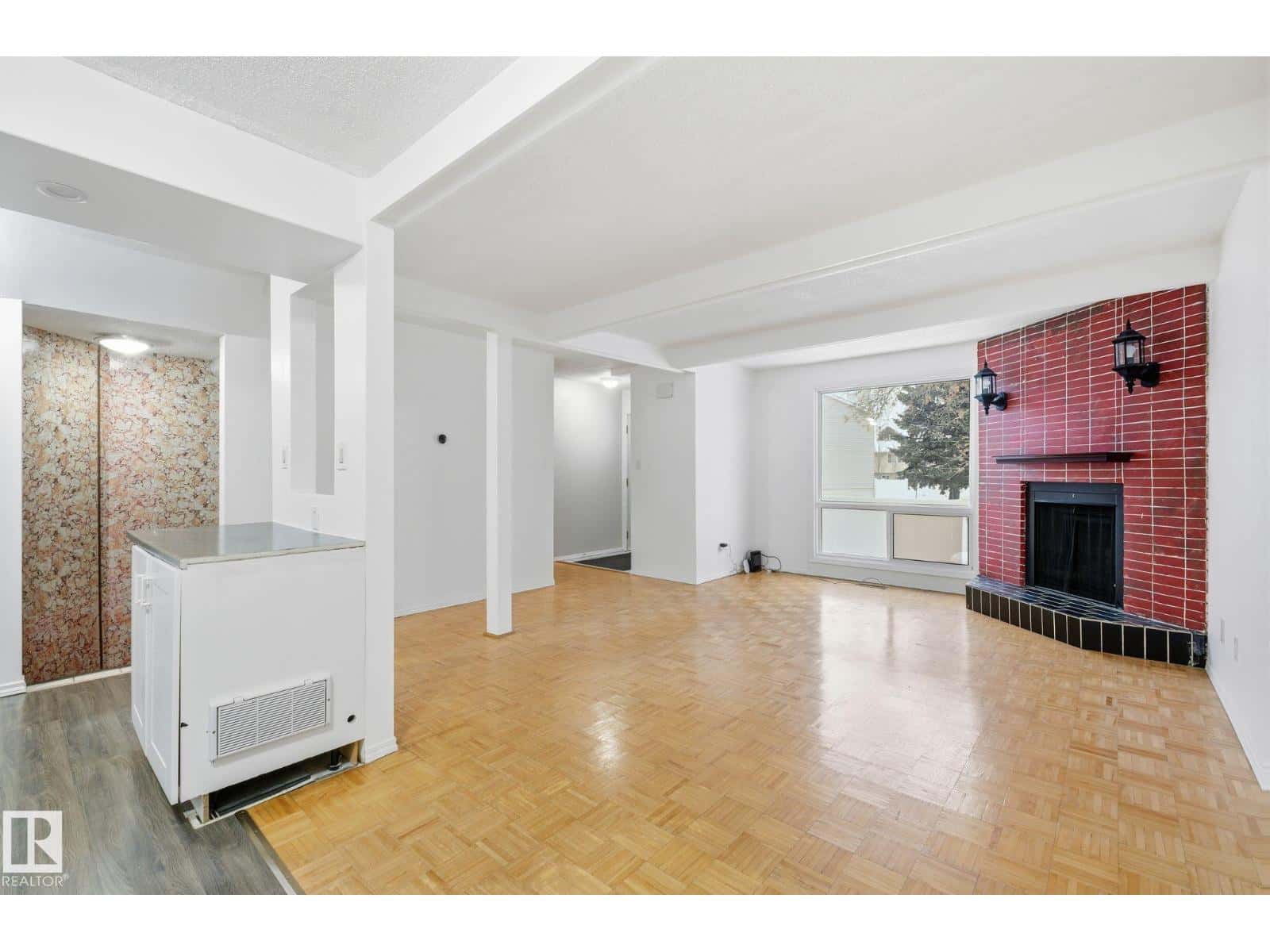 Property - Photo 2 of 34