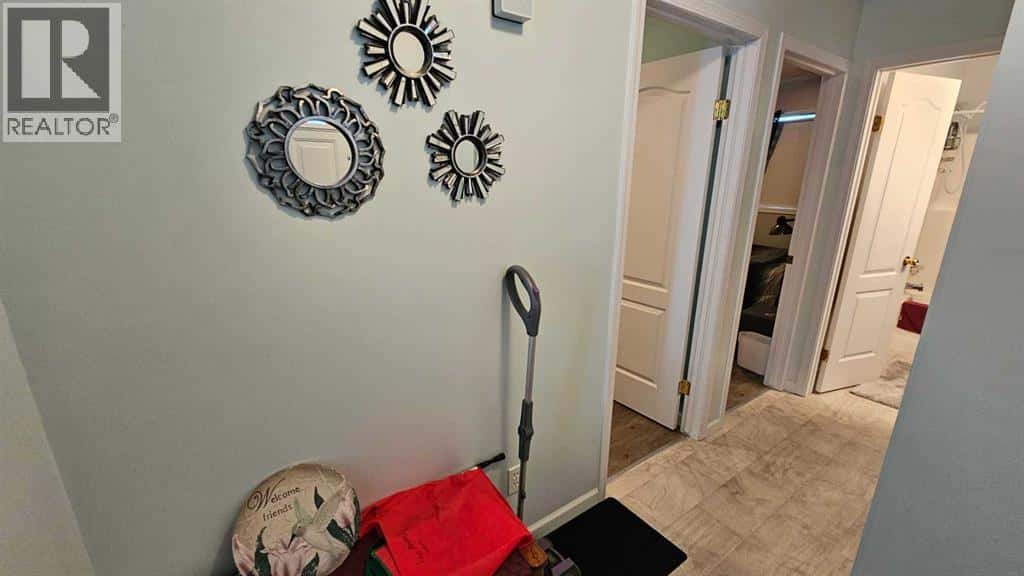 Coronation — Coronation - Photo 2 of 28