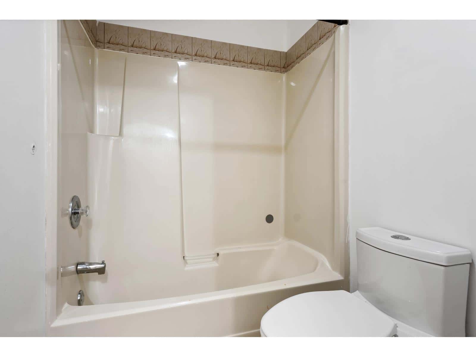 Chilliwack — Chilliwack - Photo 2 of 20