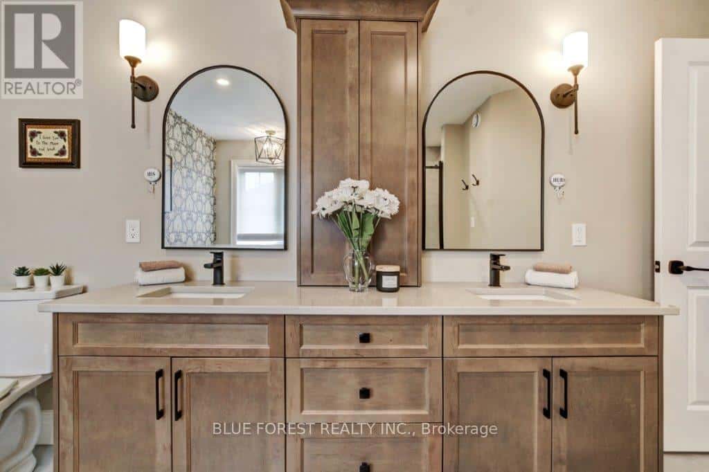 192 FOXBOROUGH PLACE — Thames Centre (Thorndale) - Photo 4 of 35