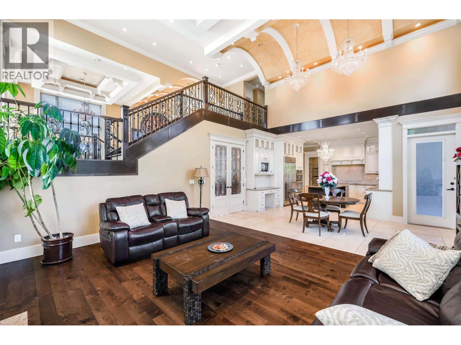 Richmond — Richmond - Photo 5 of 40