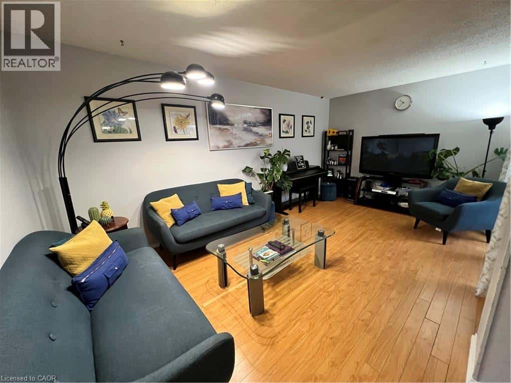 Hamilton — Hamilton - Photo 4 of 26