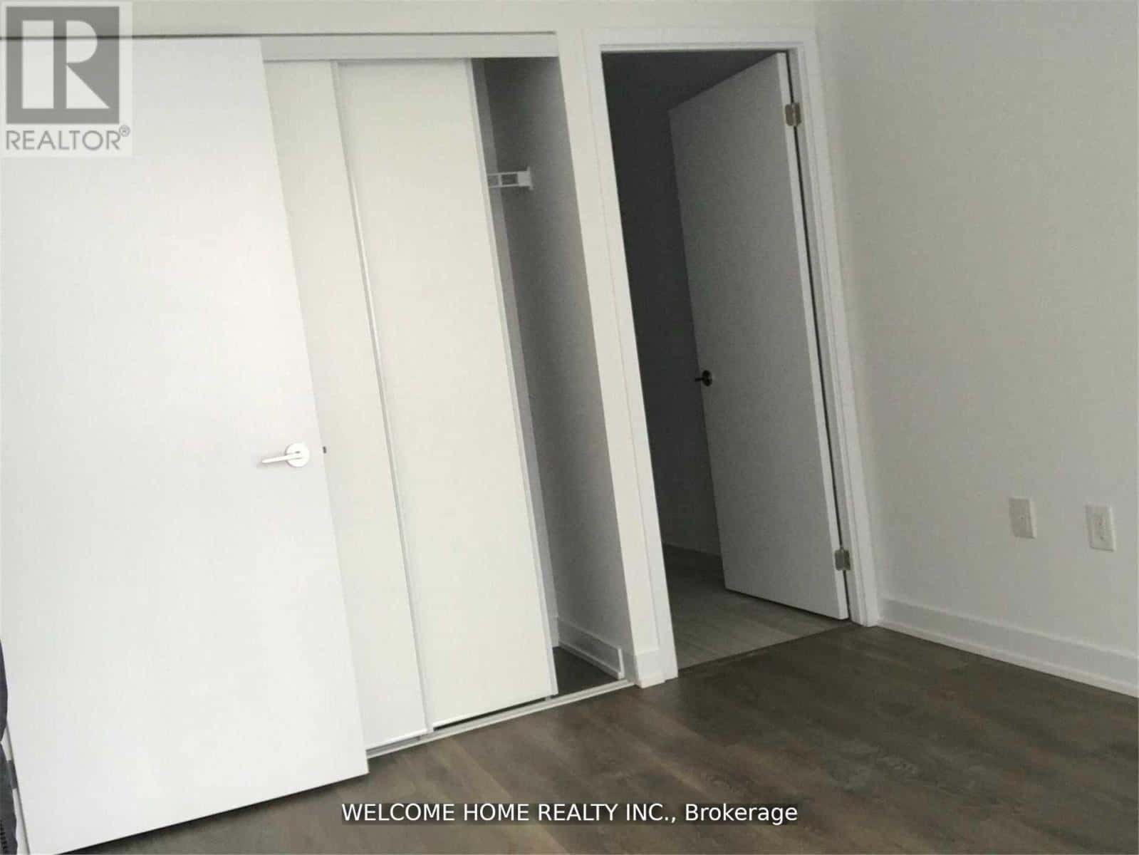 710 - 38 HONEYCRISP CRESCENT — Vaughan (Vaughan Corporate Centre) - Photo 5 of 17