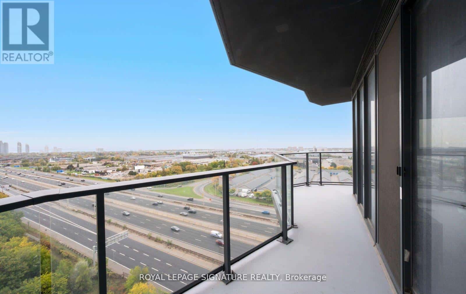 1208 - 36 ZORRA STREET — Toronto (Islington-City Centre West) - Photo 3 of 33