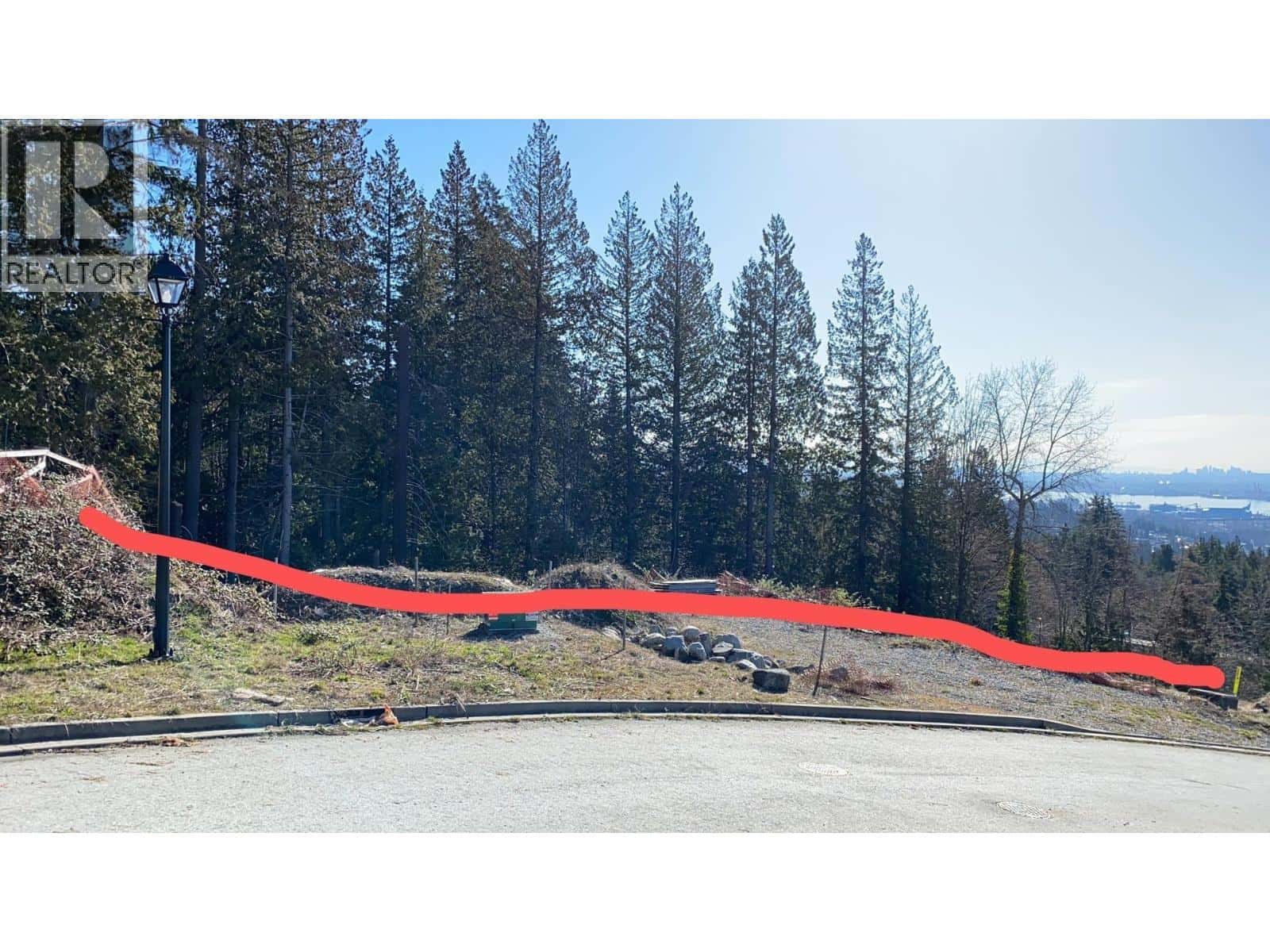 West Vancouver — West Vancouver - Photo 4 of 6