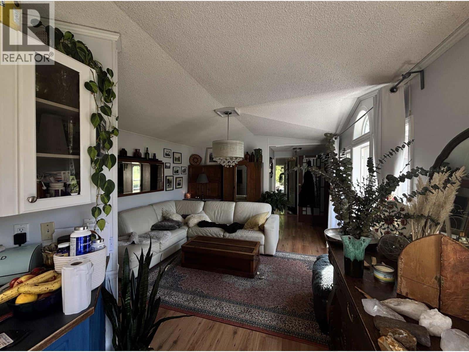 Pemberton — Pemberton - Photo 2 of 8