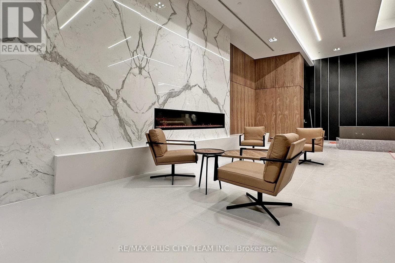 Toronto (Waterfront Communities) — Toronto (Waterfront Communities) - Main photo