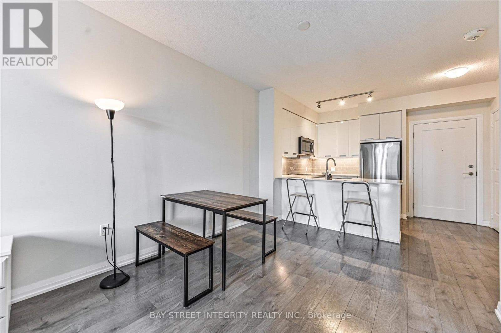 Mississauga (Hurontario) — Mississauga (Hurontario) - Main photo