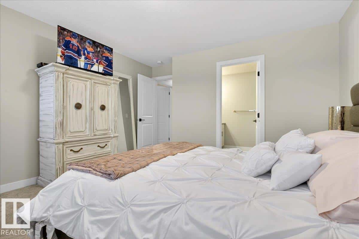 Fort Saskatchewan — Fort Saskatchewan - Photo 5 of 46