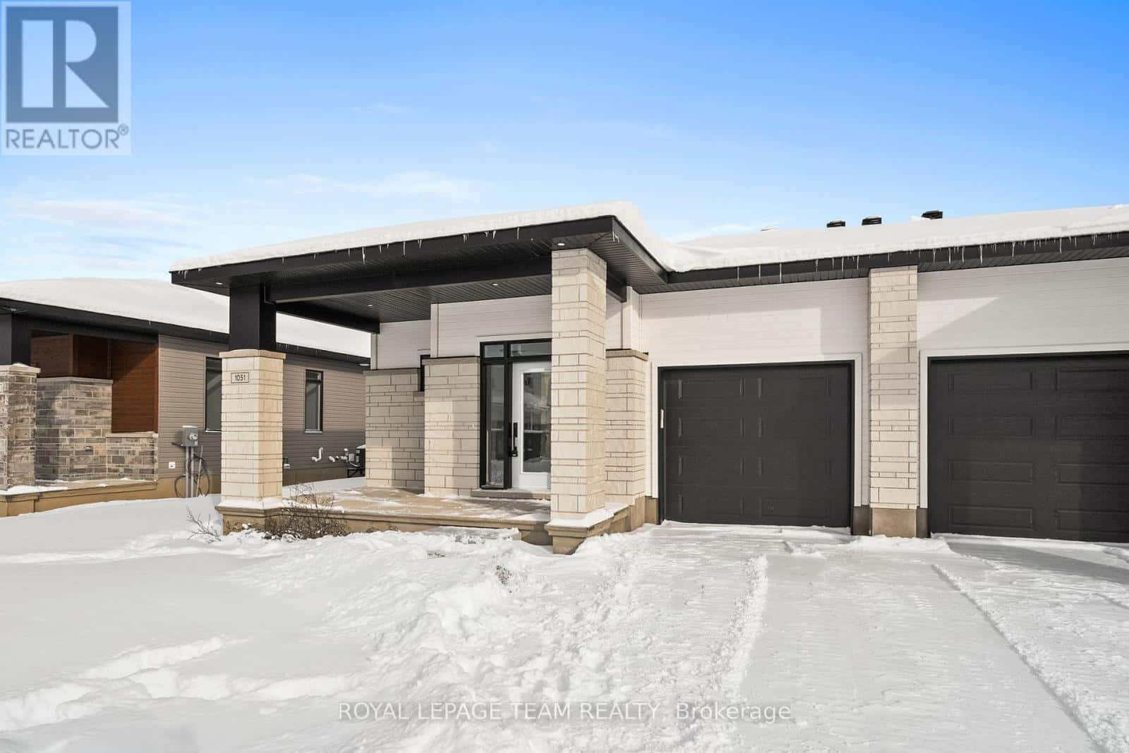 1051 MOORE STREET — Brockville, Ontario - Photo 4 of 40