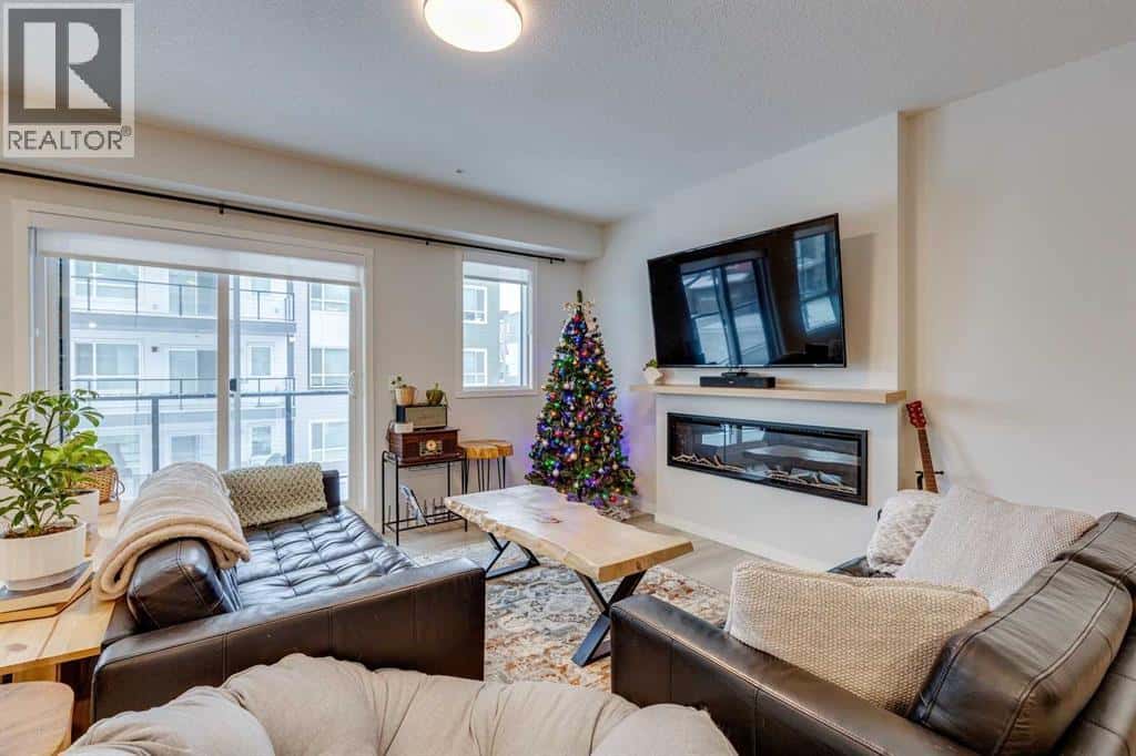 Calgary — Calgary - Photo 2 of 16