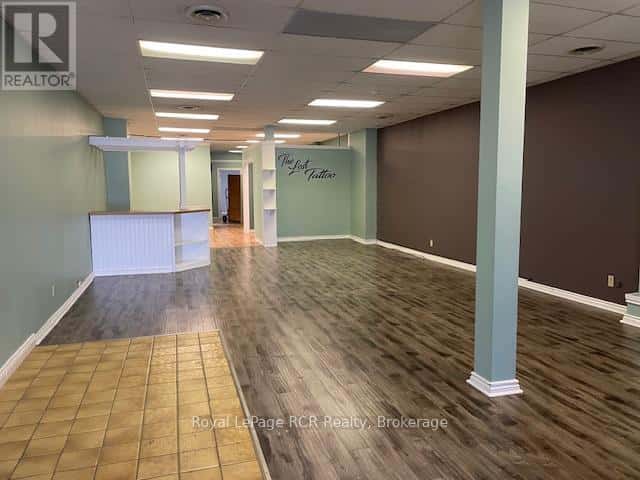 Wellington North (Arthur) — Wellington North (Arthur) - Photo 2 of 10