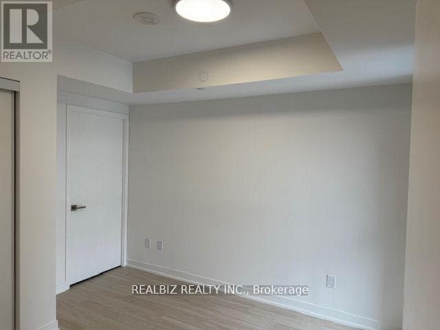 Toronto (Clanton Park) — Toronto (Clanton Park) - Main photo